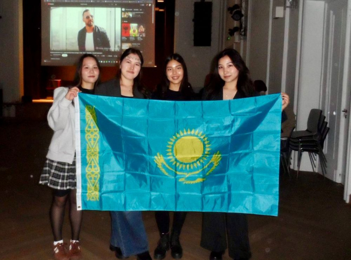 «Әлемнің әр жерінен достарымыз бар»