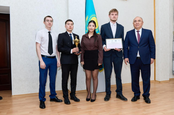 Апрель НА МАКСИМУМ