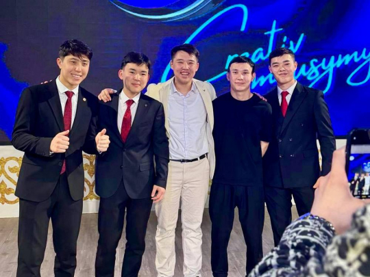 Покорили юмором и командным духом