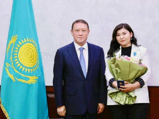 Диана Болатовна, СІЗБЕН МАҚТАНАМЫЗ!