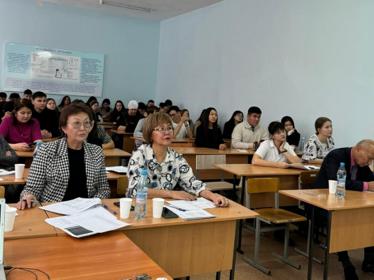 В центре внимания - тенге